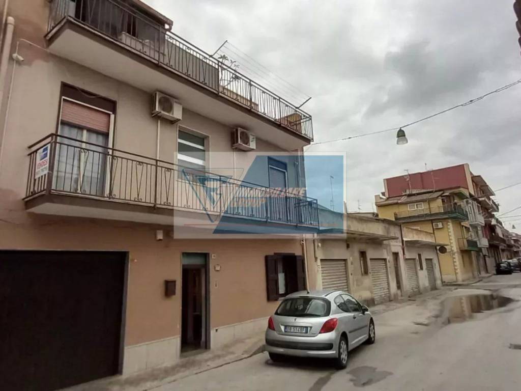 casa indipendente in vendita a Priolo Gargallo