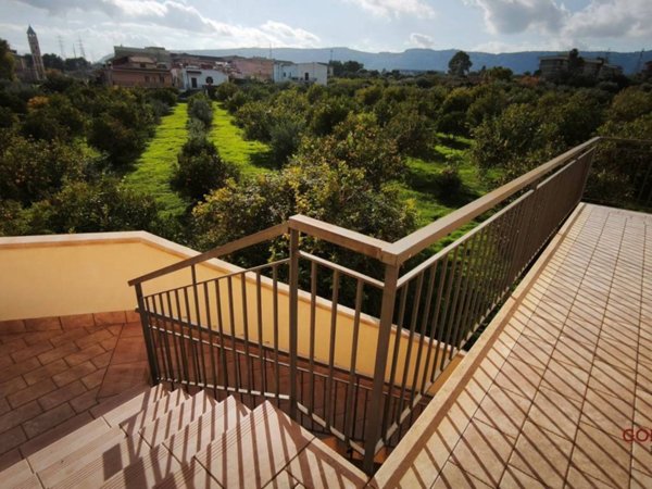 intera palazzina in vendita a Priolo Gargallo