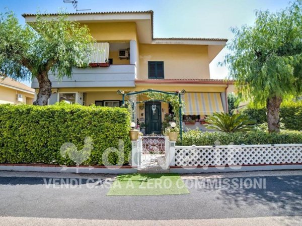 casa indipendente in vendita a Priolo Gargallo