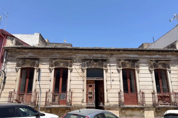 casa indipendente in vendita a Priolo Gargallo