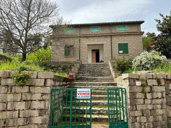 casa indipendente in vendita ad Aggius
