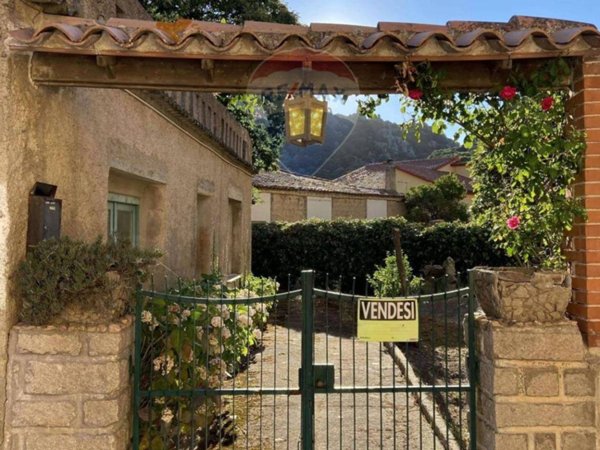 casa indipendente in vendita ad Aggius