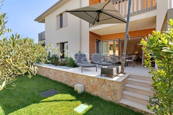 casa indipendente in vendita ad Alà dei Sardi