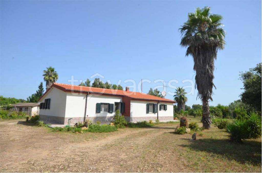 casa indipendente in vendita ad Alghero in zona Fertilia