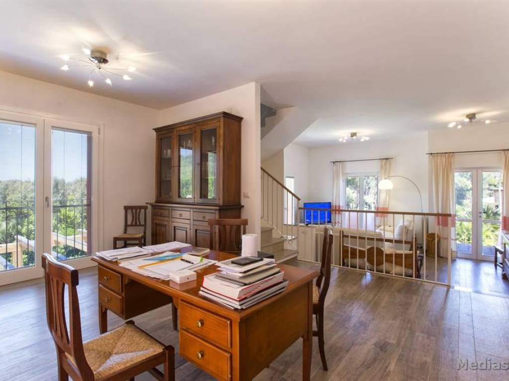 casa indipendente in vendita ad Alghero in zona Maria Pia