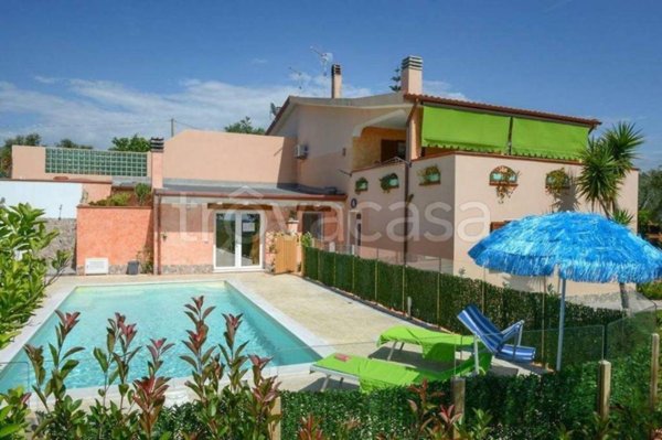 casa indipendente in vendita ad Alghero