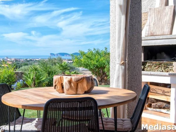 casa indipendente in vendita ad Alghero in zona Pivarada