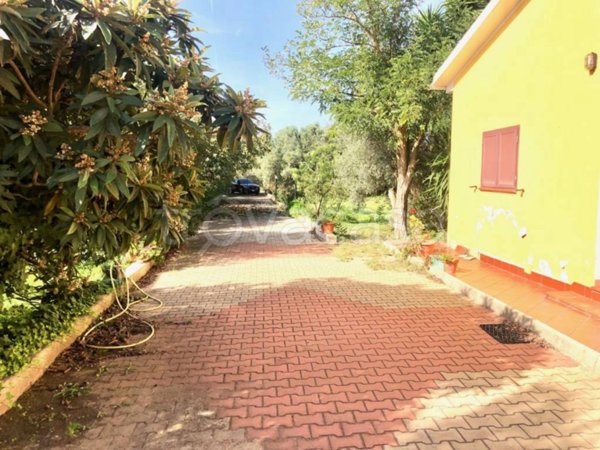casa indipendente in vendita ad Alghero in zona Sa Segada