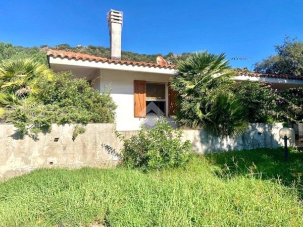 casa indipendente in vendita ad Alghero