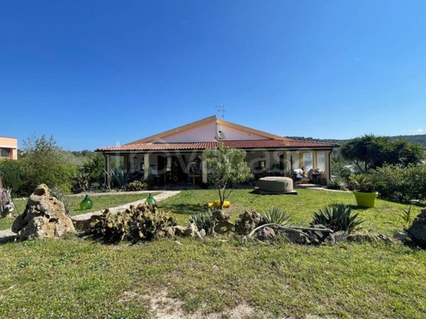 casa indipendente in vendita ad Alghero in zona Centro Storico
