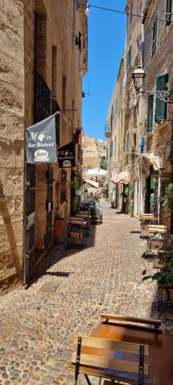 negozio in vendita ad Alghero in zona Centro Storico