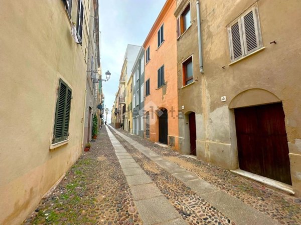 appartamento in vendita ad Alghero in zona Centro Storico