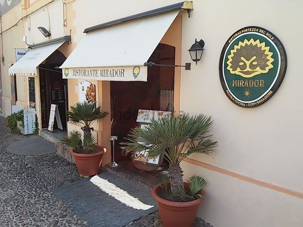 negozio in vendita ad Alghero
