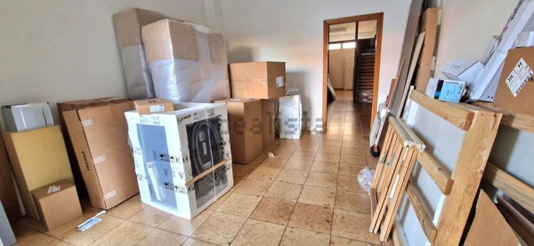 locale commerciale in vendita ad Alghero in zona Pivarada