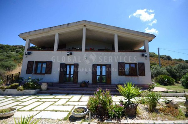 casa indipendente in vendita ad Alghero
