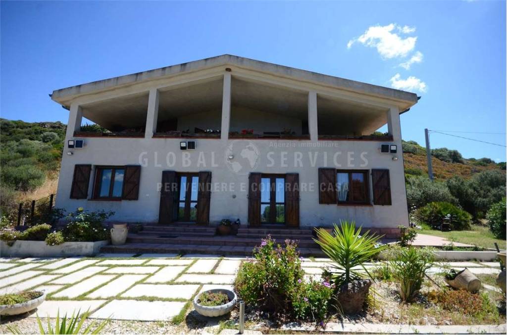 casa indipendente in vendita ad Alghero