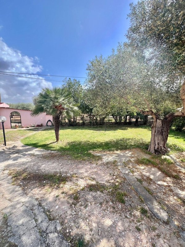 casa indipendente in vendita ad Alghero