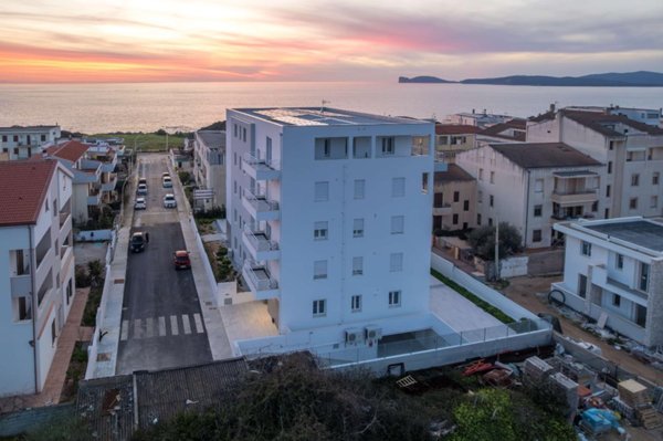 appartamento in vendita ad Alghero in zona Calabona