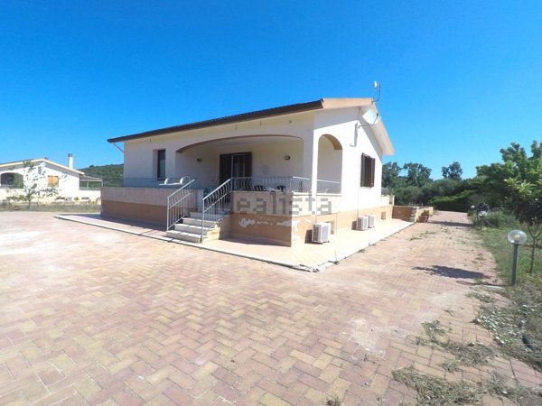 casa indipendente in vendita ad Alghero in zona Centro Storico