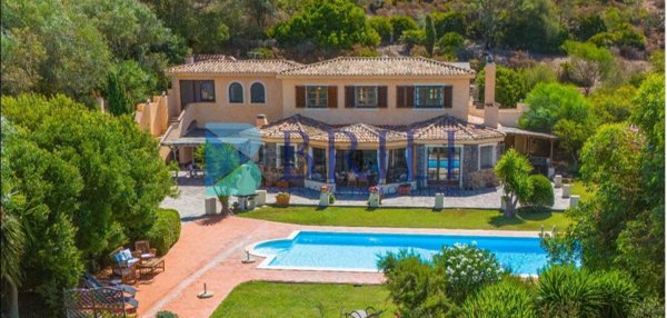 casa indipendente in vendita ad Alghero