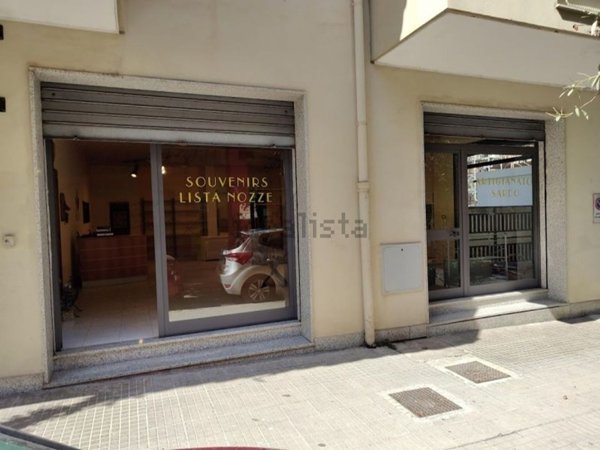 locale commerciale in vendita ad Alghero