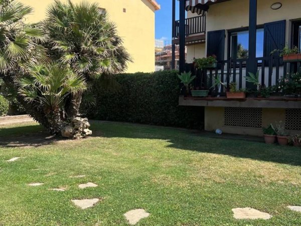 appartamento in vendita ad Alghero in zona Lido