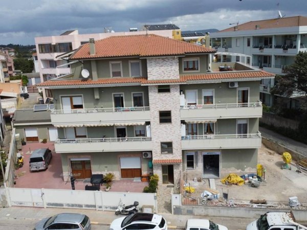 intera palazzina in vendita ad Alghero in zona Pietraia