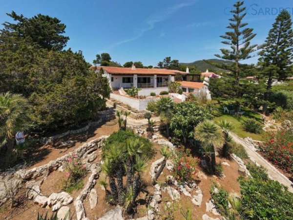casa indipendente in vendita ad Alghero in zona Fertilia