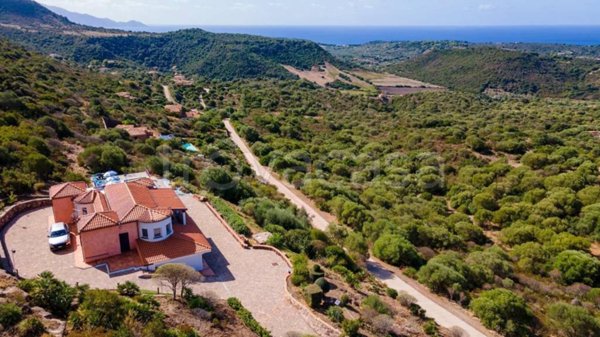 casa indipendente in vendita ad Alghero in zona Scaletta