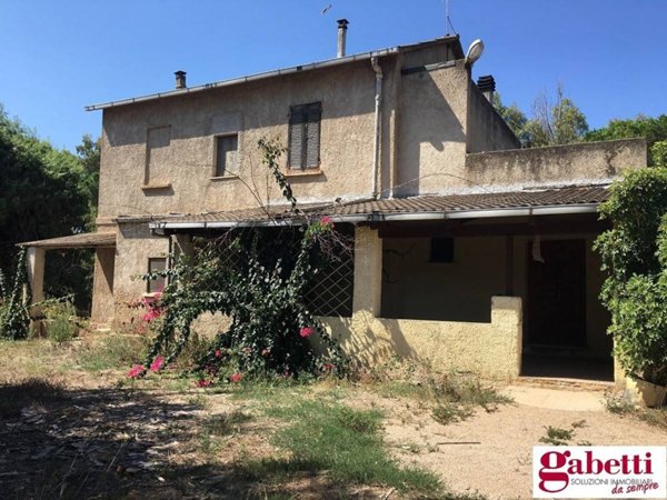 casa indipendente in vendita ad Alghero in zona Fertilia