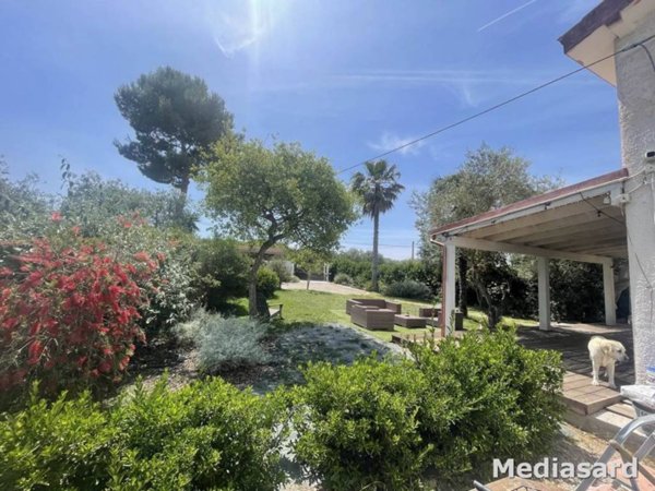 appartamento in vendita ad Alghero in zona Carrabuffas