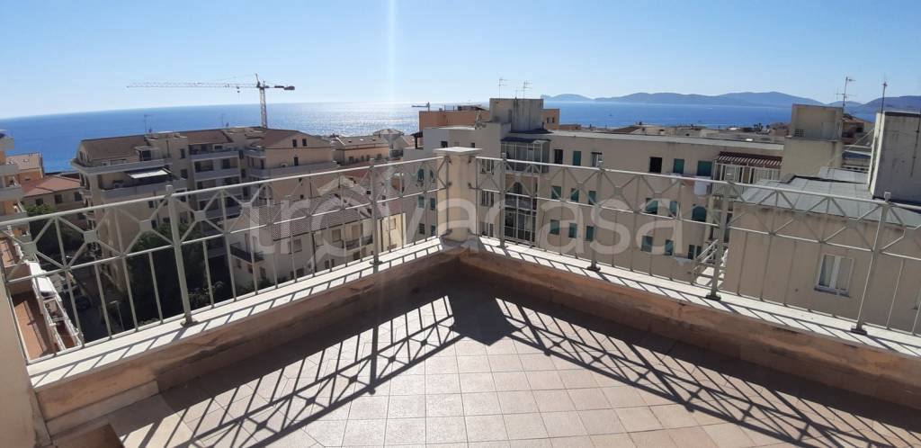 appartamento in vendita ad Alghero in zona Calabona