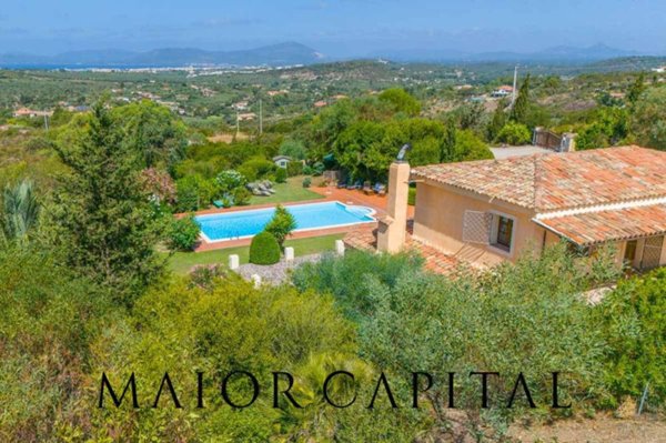 casa indipendente in vendita ad Alghero in zona Carrabuffas