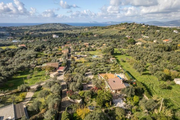 casa indipendente in vendita ad Alghero in zona Fertilia