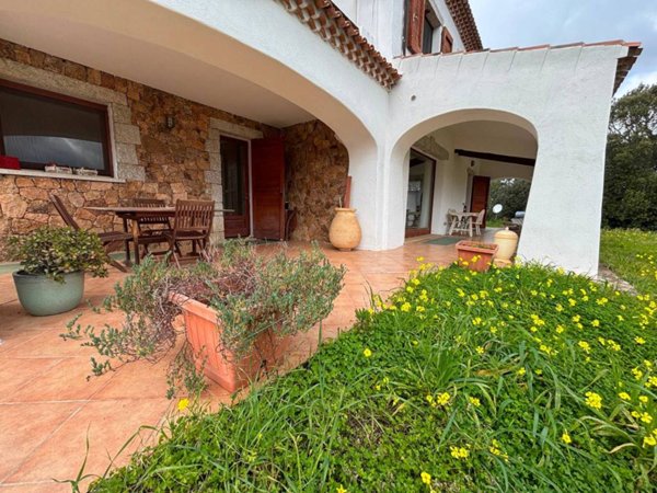 casa indipendente in vendita ad Alghero in zona Calabona