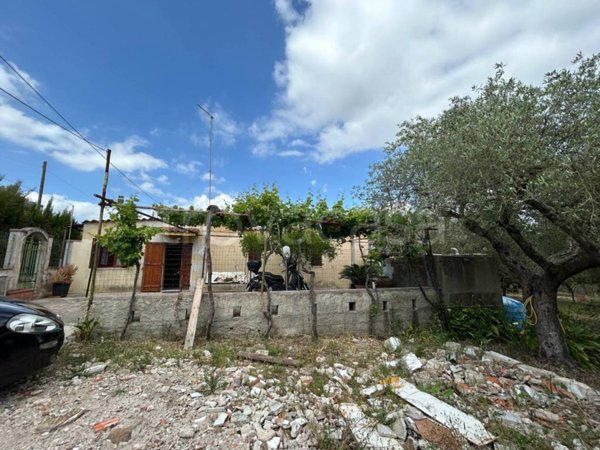 casa indipendente in vendita ad Alghero