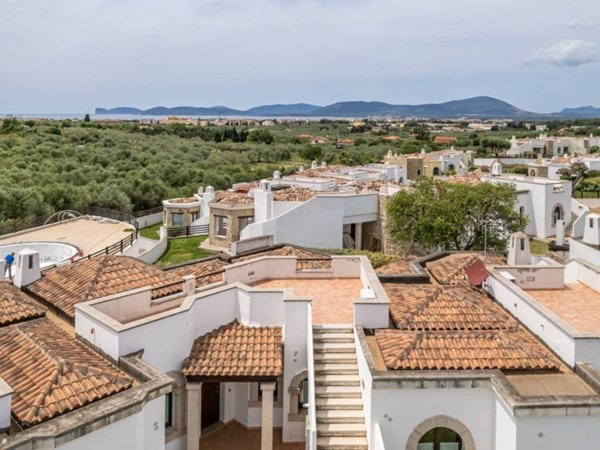 casa indipendente in vendita ad Alghero in zona Pivarada