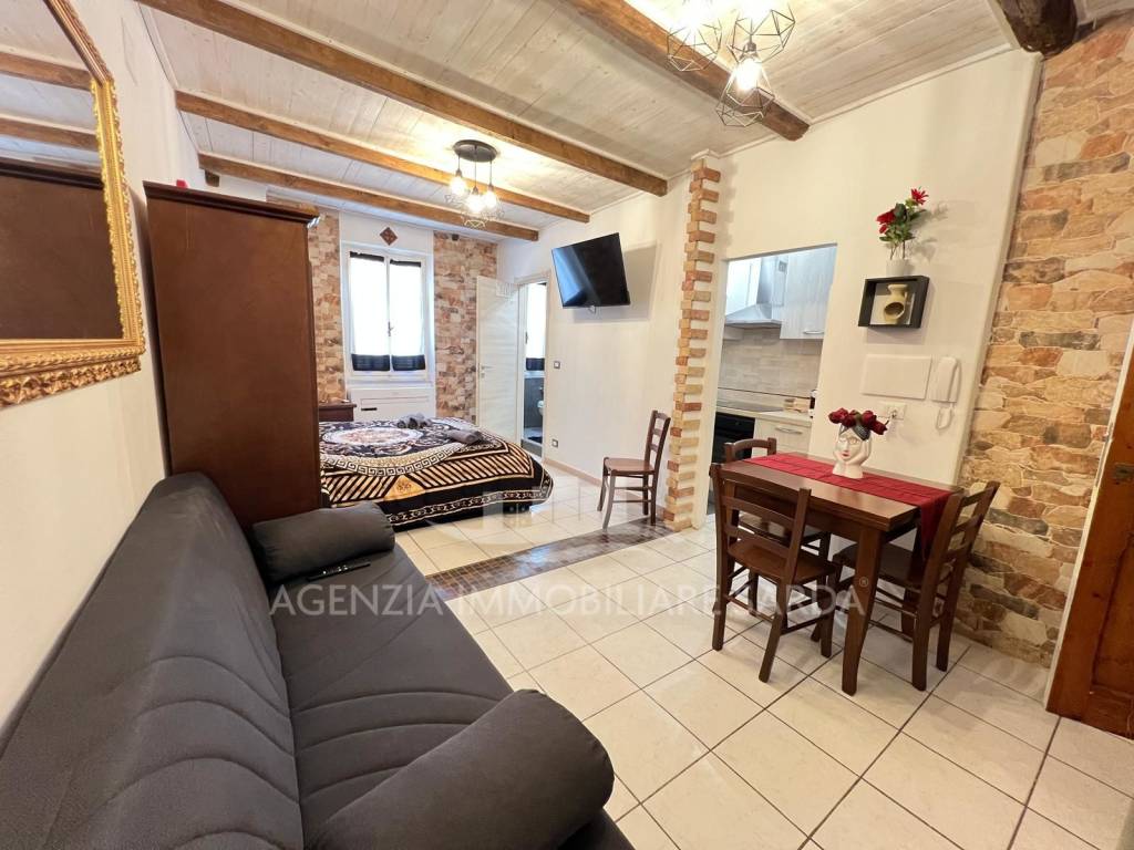 appartamento in vendita ad Alghero in zona Centro Storico
