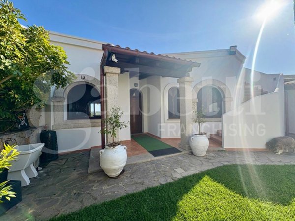 casa indipendente in vendita ad Alghero in zona Centro Storico