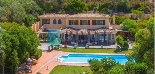 casa indipendente in vendita ad Alghero