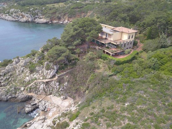 casa indipendente in vendita ad Alghero in zona Fertilia