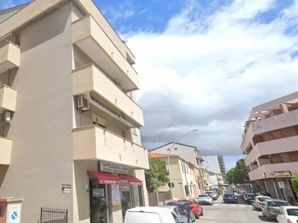 negozio in vendita ad Alghero in zona Pivarada