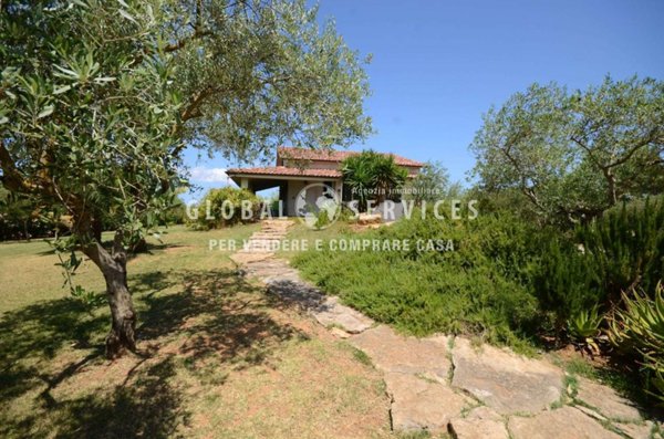 casa indipendente in vendita ad Alghero