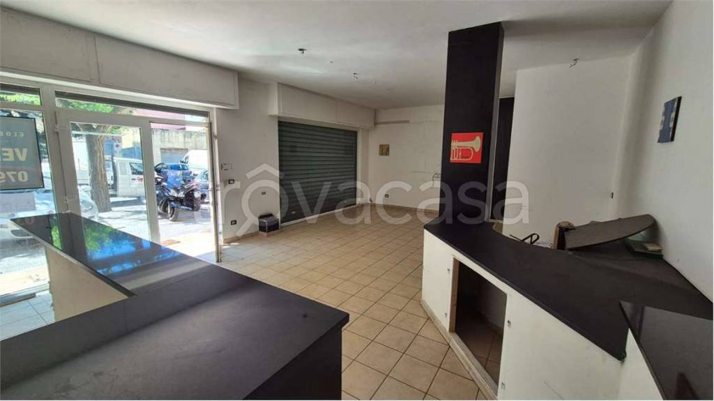 negozio in vendita ad Alghero in zona Centro Storico