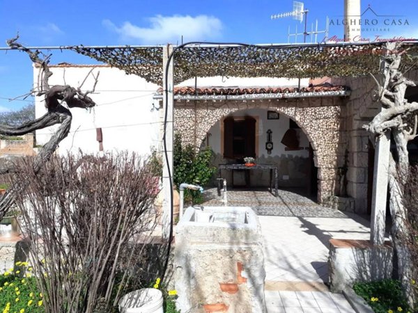 casa indipendente in vendita ad Alghero in zona Maria Pia
