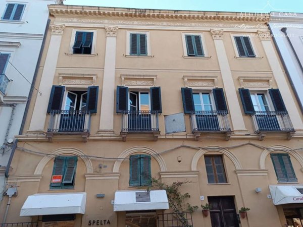 appartamento in vendita ad Alghero in zona Centro Storico