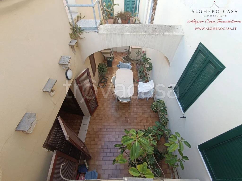 appartamento in vendita ad Alghero in zona Centro Storico