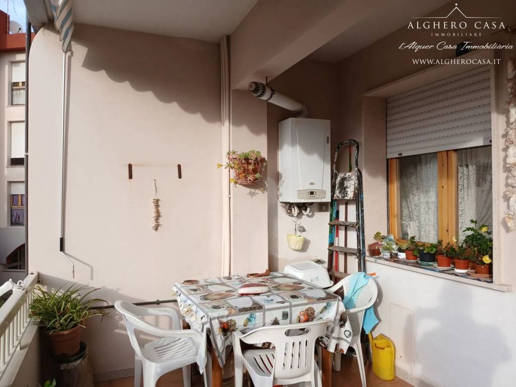 appartamento in vendita ad Alghero in zona Calabona