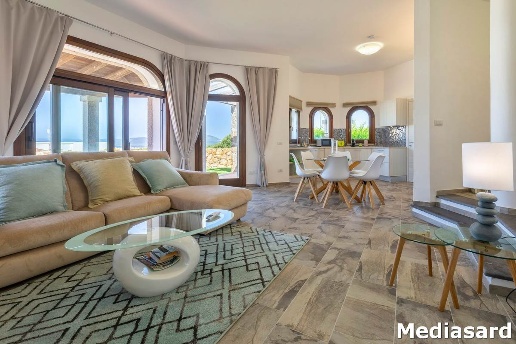 casa indipendente in vendita ad Alghero in zona Pivarada