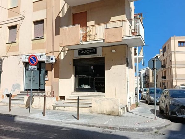 negozio in vendita ad Alghero in zona Pivarada